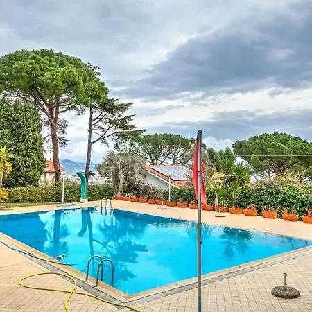Casa Gigi With Pool And Terrace - Happy 아파트