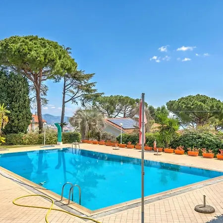 Διαμέρισμα Casa Gigi With Pool And Terrace - Happy